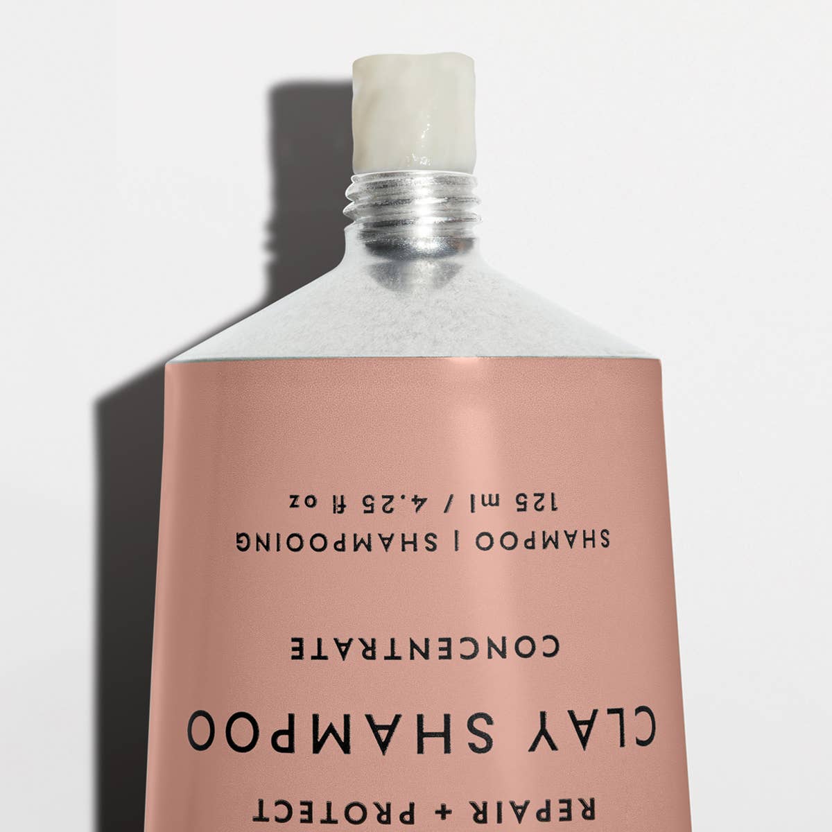 SHAMPOING À L'ARGILE RÉPARATEUR + PROTECTEUR